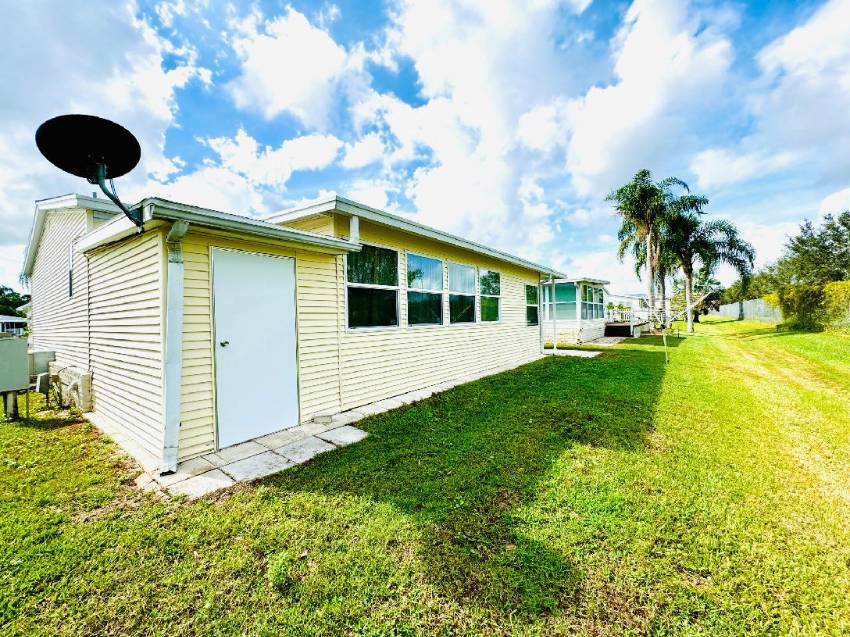 4746 Devonwood Court a Lakeland, FL Mobile or Manufactured Home for Sale